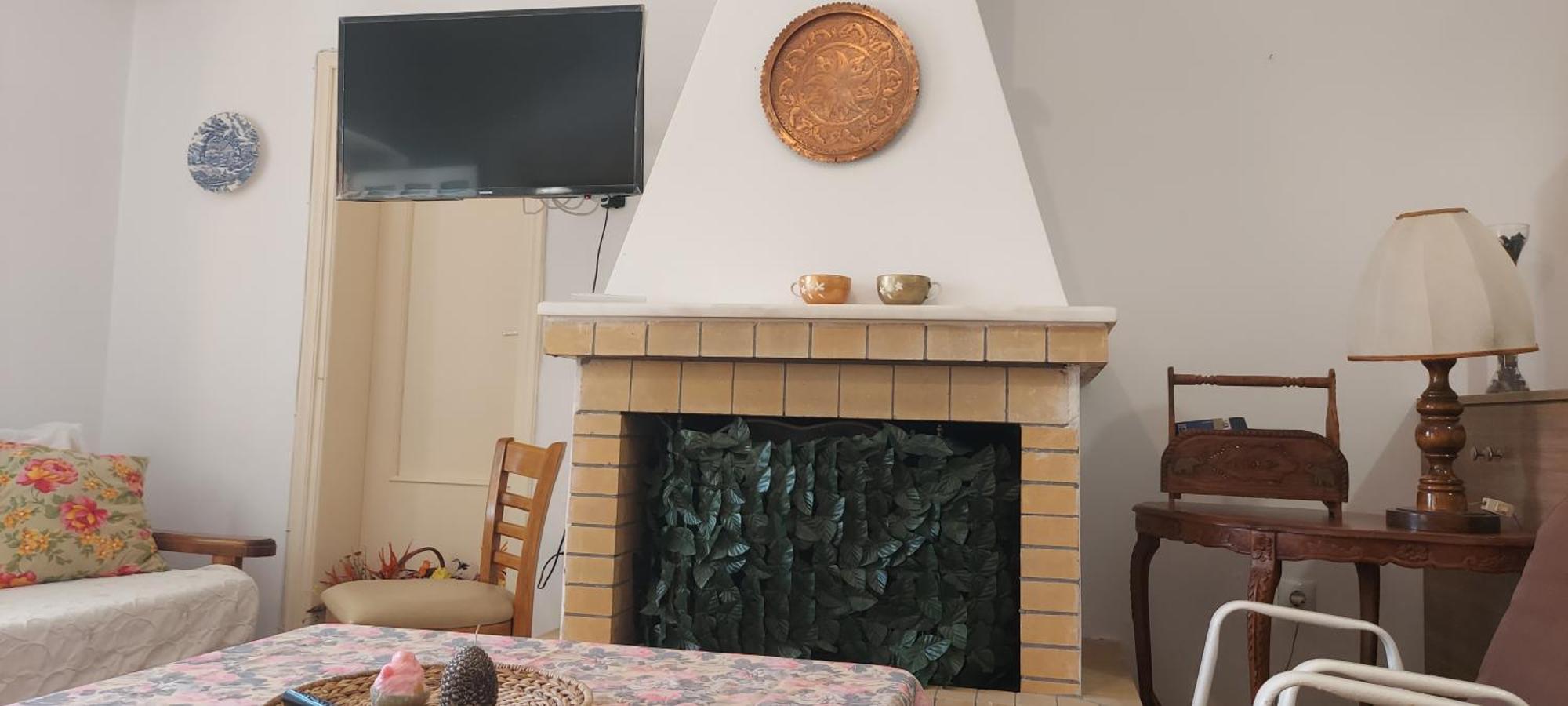 Lena'S Sweet Home Artemida  Exterior photo
